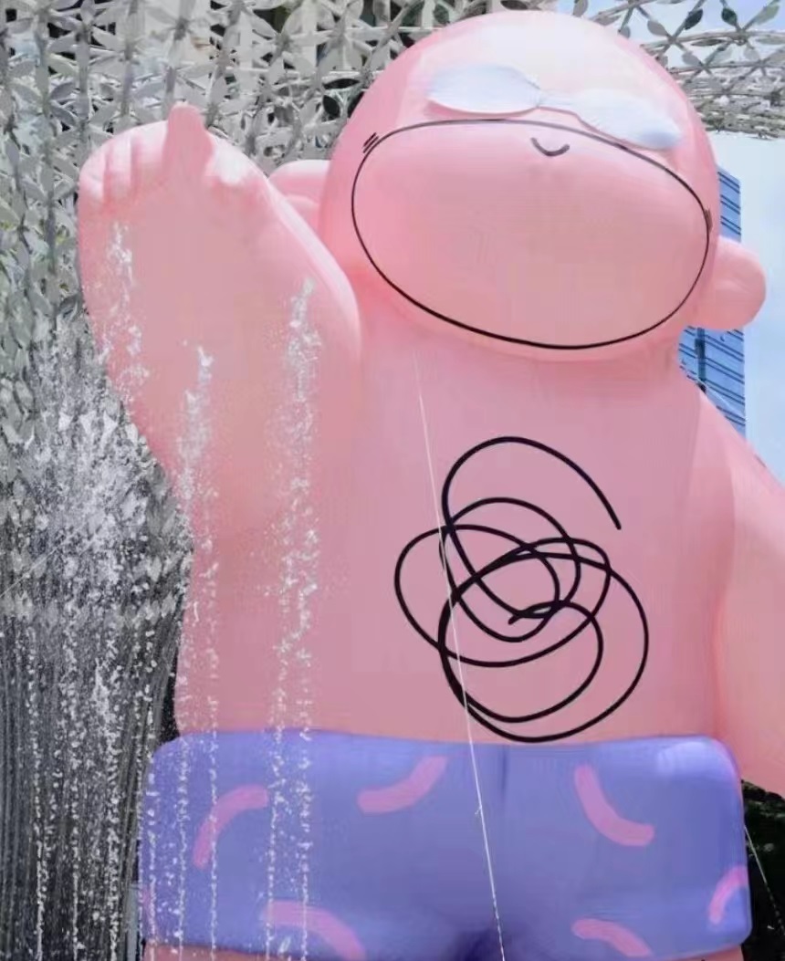 巨型粉小胖空降房山天街「圈粉派对」活动策划现场，超粉超梦幻