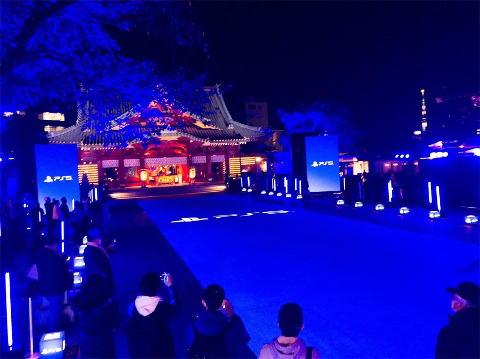 PlayStation®5游戏机发布会活动策划了一个照亮世界的蓝色线索