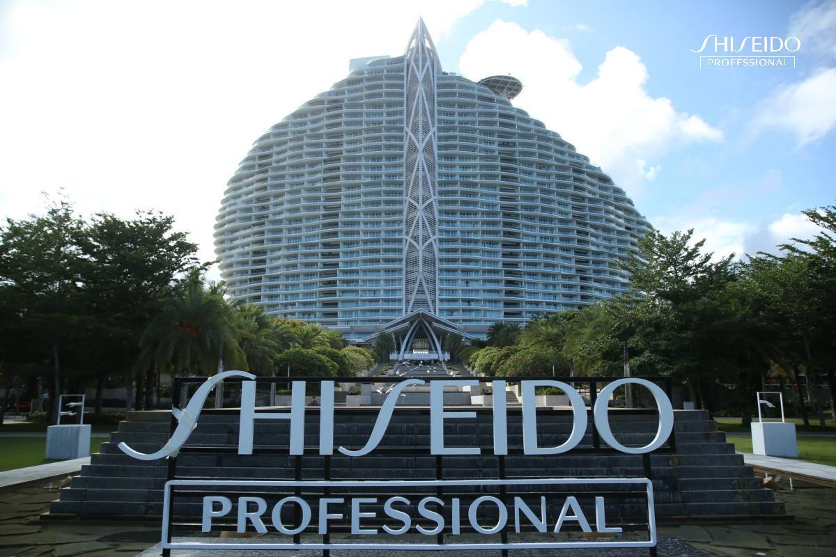 资生堂沉浸式发艺大秀活动策划提出“海、地、风、阳、灵”五大自然主题