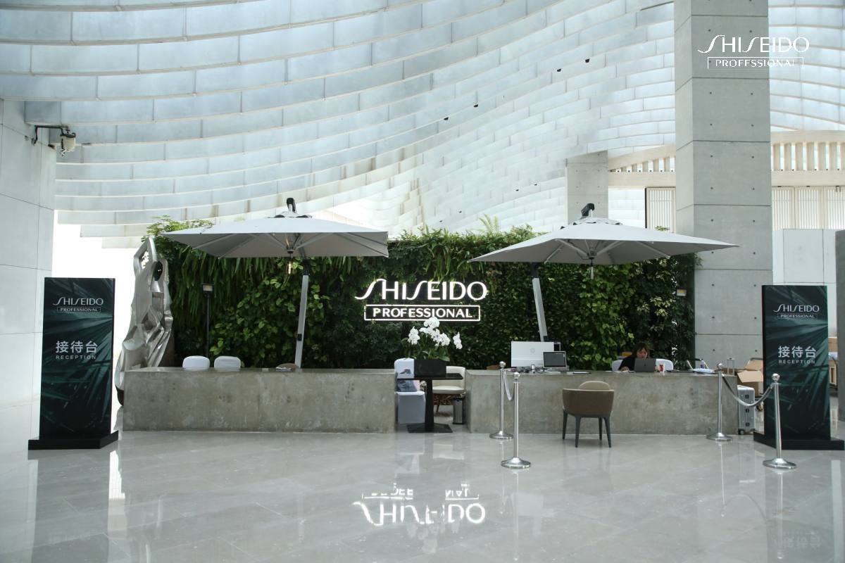 资生堂沉浸式发艺大秀活动策划提出“海、地、风、阳、灵”五大自然主题