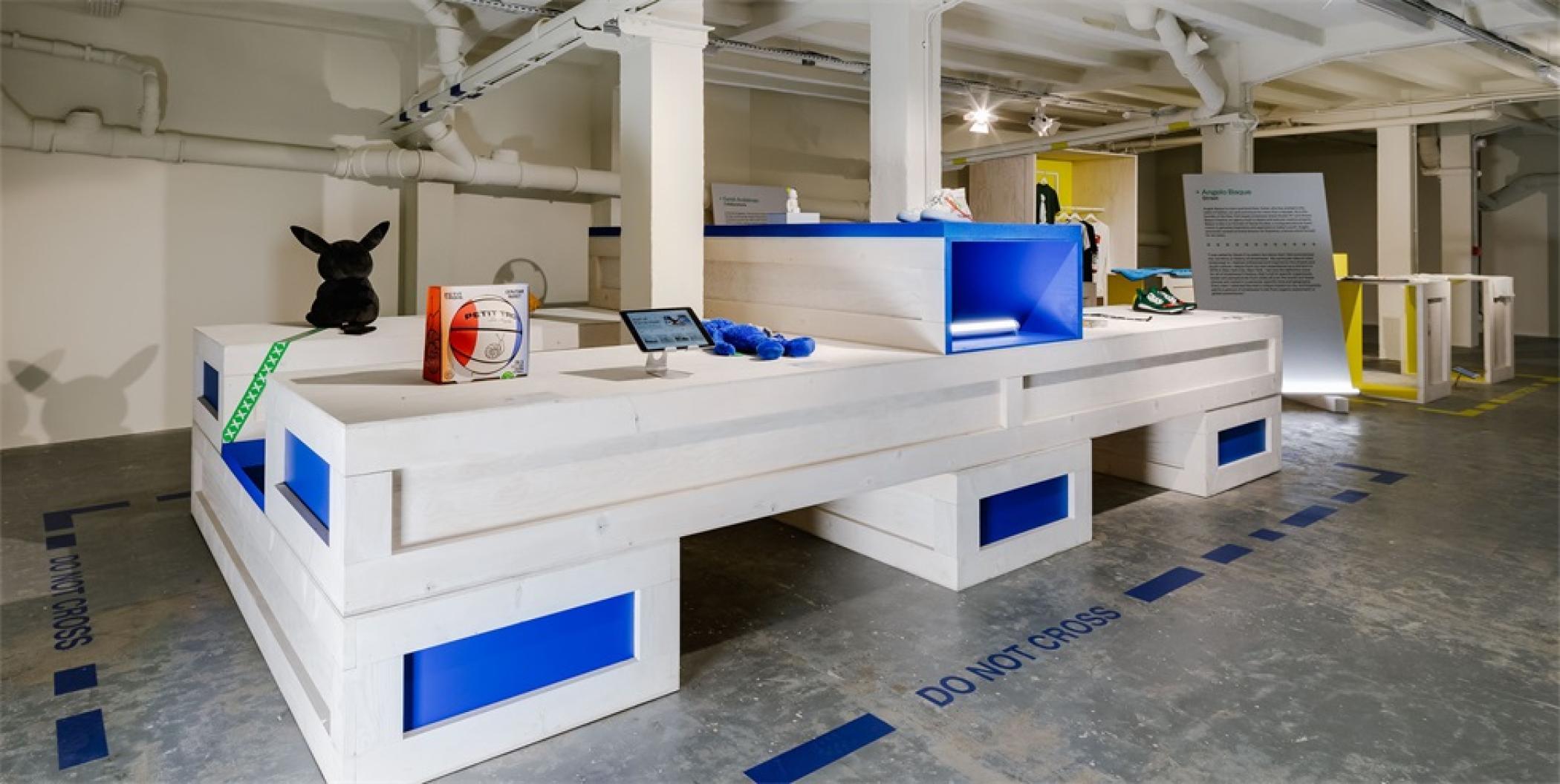 这场网络平台发布会活动策划更像一场时尚展览活动