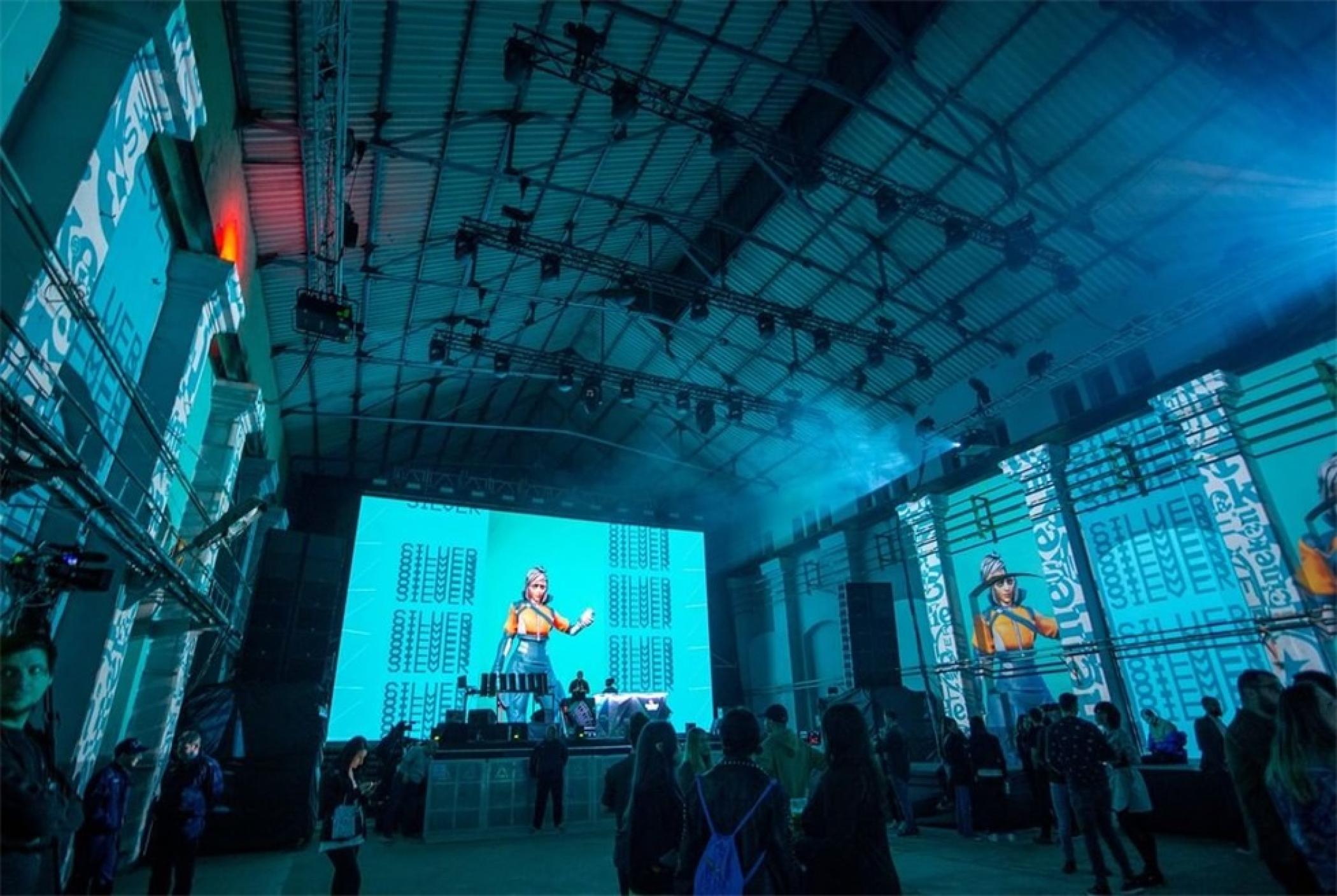 喜力星银啤酒罗马尼亚发布会活动策划现场竟是一个酒吧，帅呆了