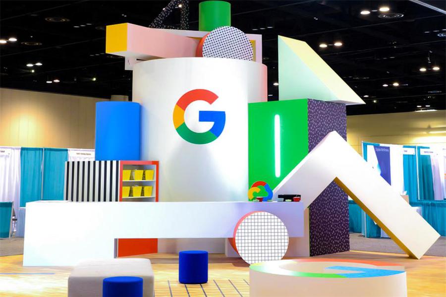 用系列超大的几何形状打造了一场不一样的会议活动,谷歌脑洞果然够开