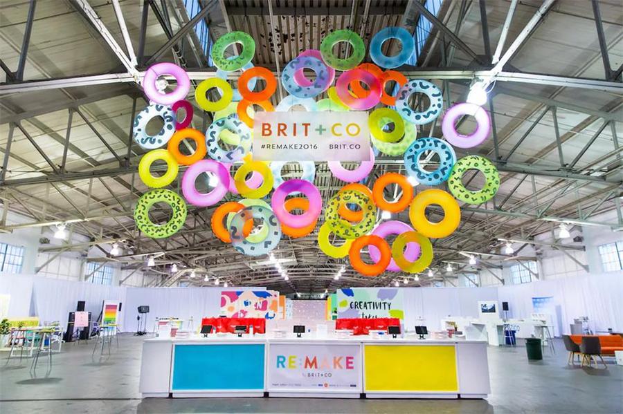 宜家风的峰会展览活动追求的是舒适度吧,整体效果够赞