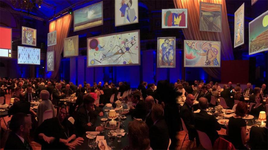 行业大会活动以两种方法和两种现场体验揭示了主办方“远见性”的能力