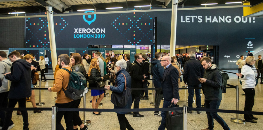 最美行业活动策划Xero大会，舞台上RGB灯珠视觉效果杠杠