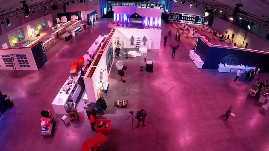 地产峰会活动策划了一场家居的体验式峰会现场，酷！