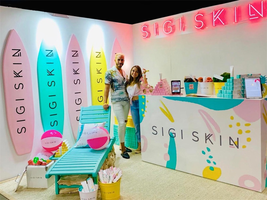 Sigi Skin在美容大会活动策划上的色彩运用看着就让人快乐