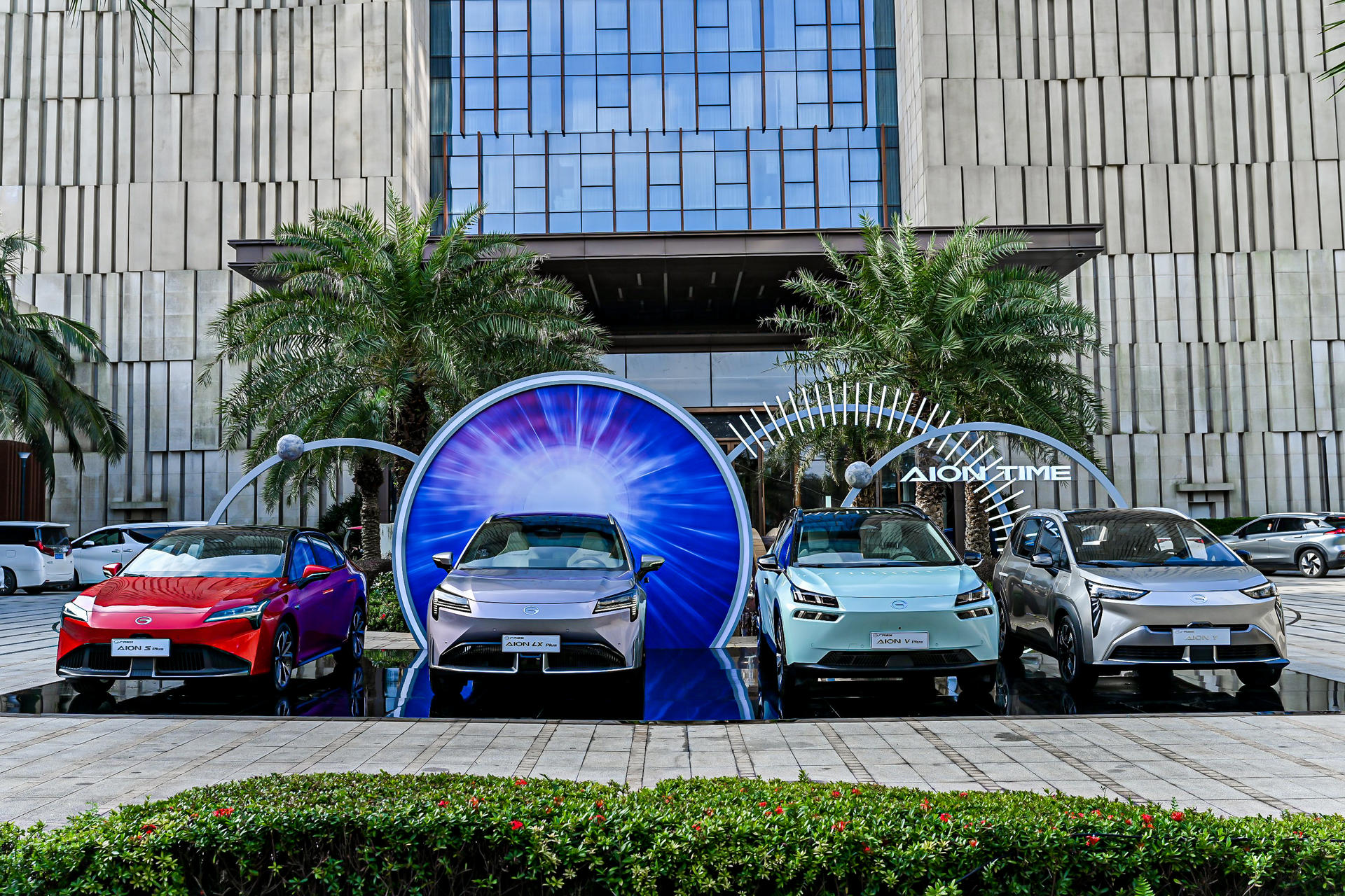 广汽埃安经销商峰会活动策划现场的光绘签到互动装置很有亮点