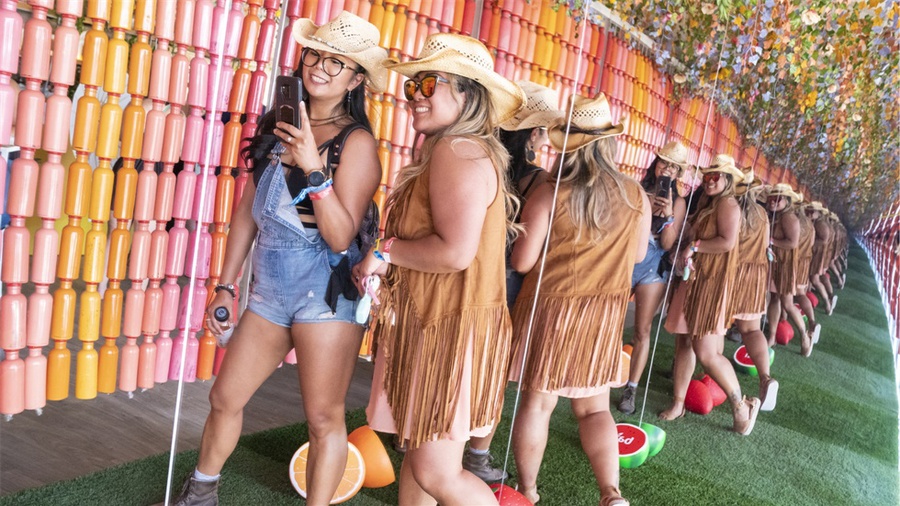 饮料品牌如何利用音乐节活动进行推广活动策划，看看Bai怎么做