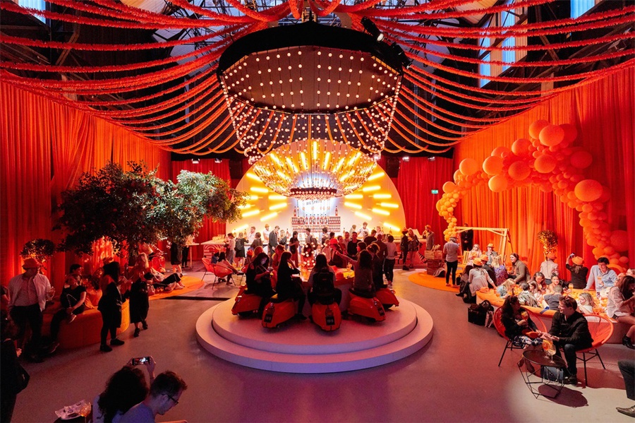 开胃酒体验式派对活动策划居然有点橙黄色的「运河」，真有趣