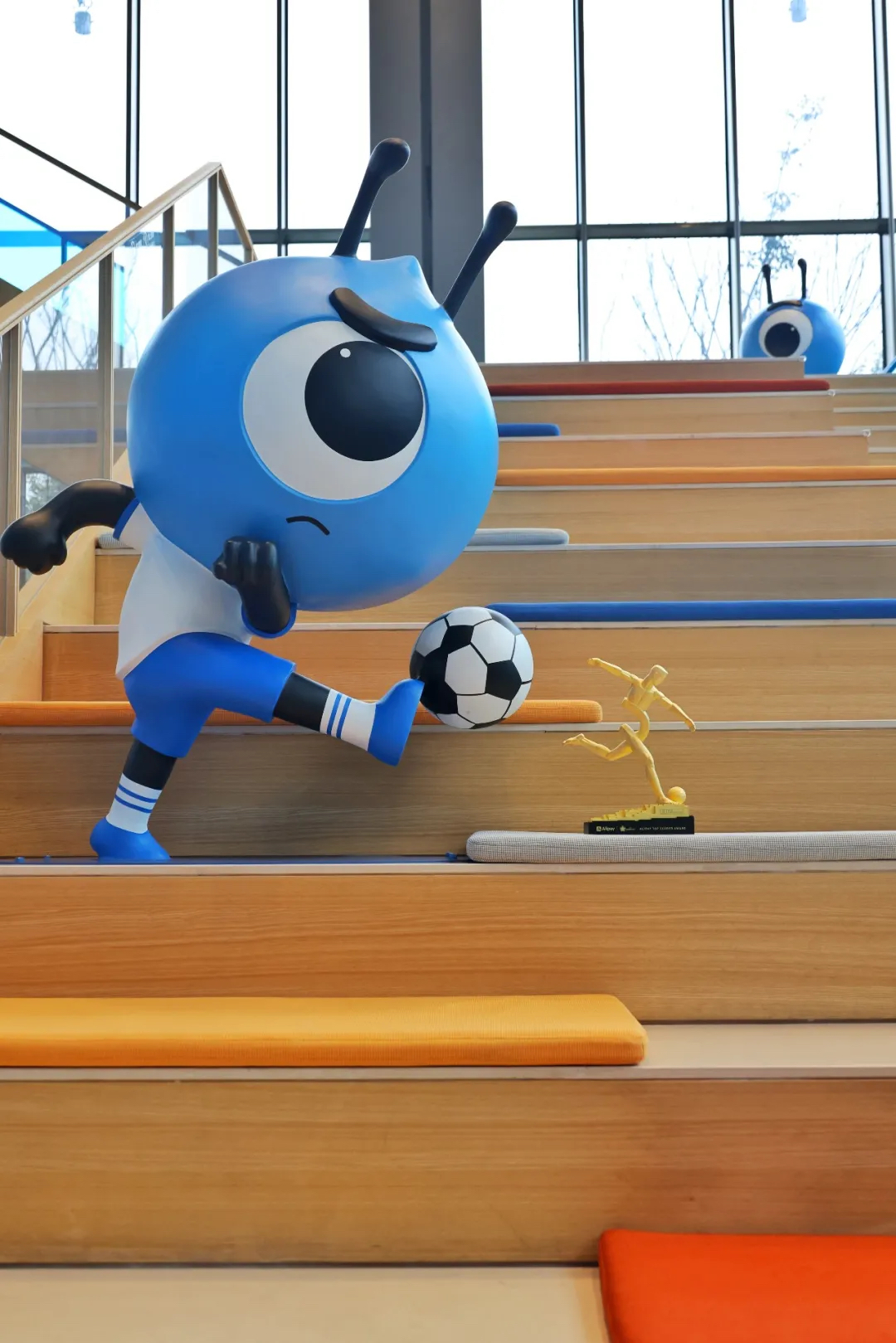 支付宝“为热爱欢呼”欧洲杯嘉年华活动策划很吸引人，过「足」球瘾