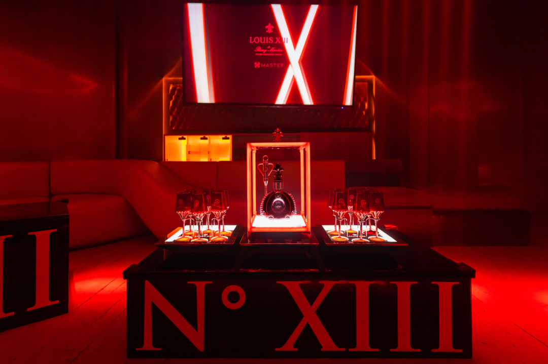 路易十三 「 OWN YOUR NIGHT 」焕夜派对活动策划引领一波先锋潮流