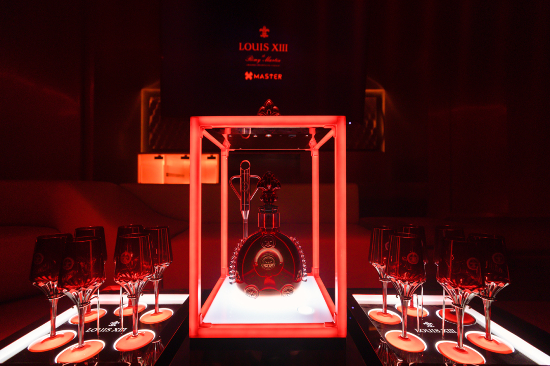 路易十三 「 OWN YOUR NIGHT 」焕夜派对活动策划引领一波先锋潮流