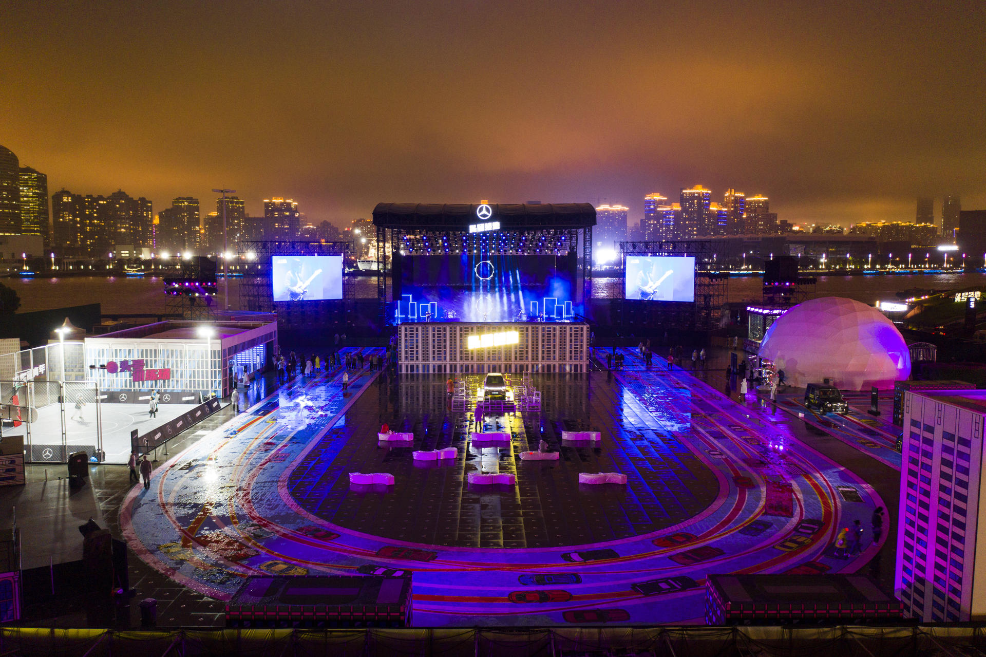 梅赛德斯-奔驰“头号领地”嘉年华活动策划带来了充满活力、时尚的全新体验