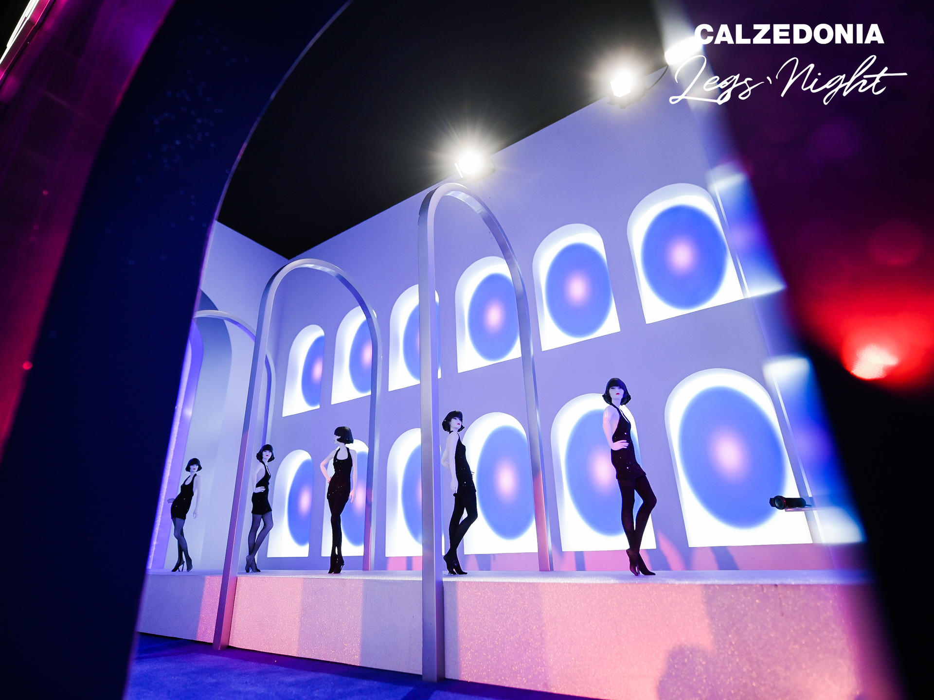 CALZEDONIA LEGS’ NIGHT主题活动策划燃爆的舞台将派对气氛推向高潮