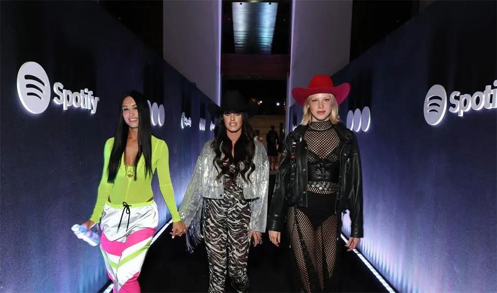 看看科切拉音乐节派对活动策划都有哪些又酷又值得借鉴的活动灵感