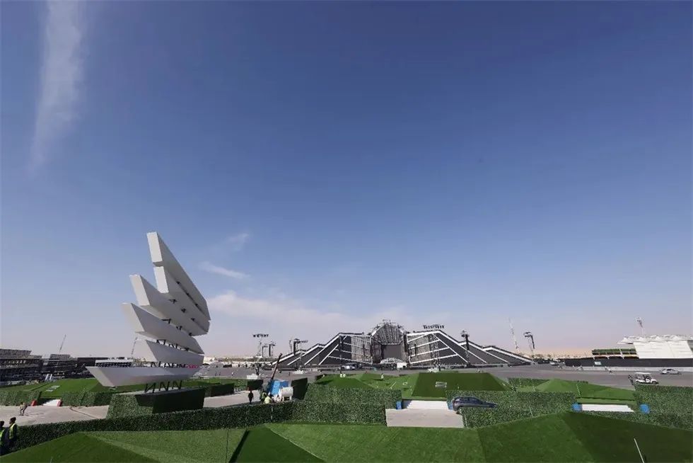 今年的MDLBEAST暴风电子音乐节活动策划推出了“尊重与重构”