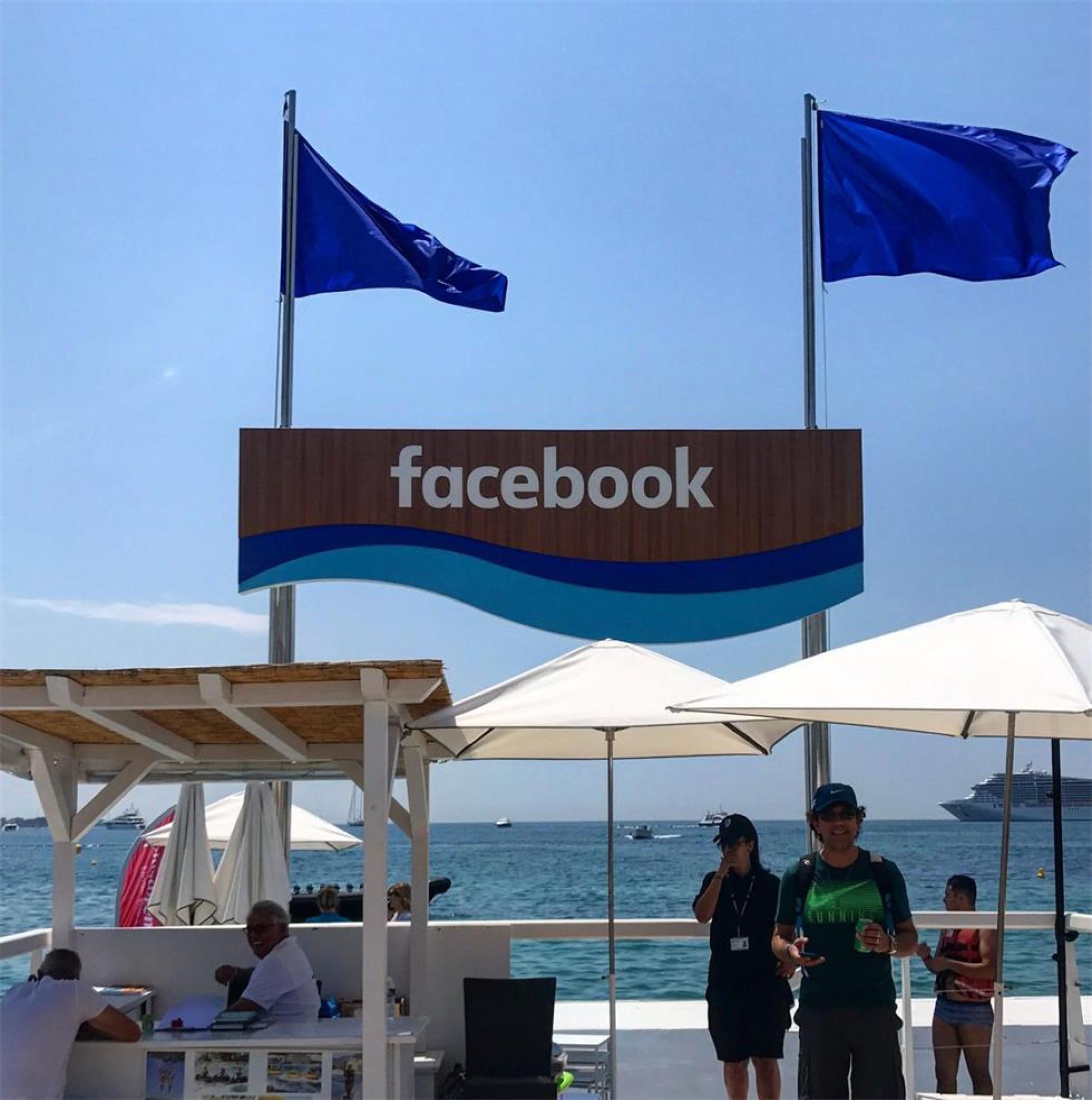脸书在戛纳国际创意节的体验活动策划直接租用了一个码头和海滩