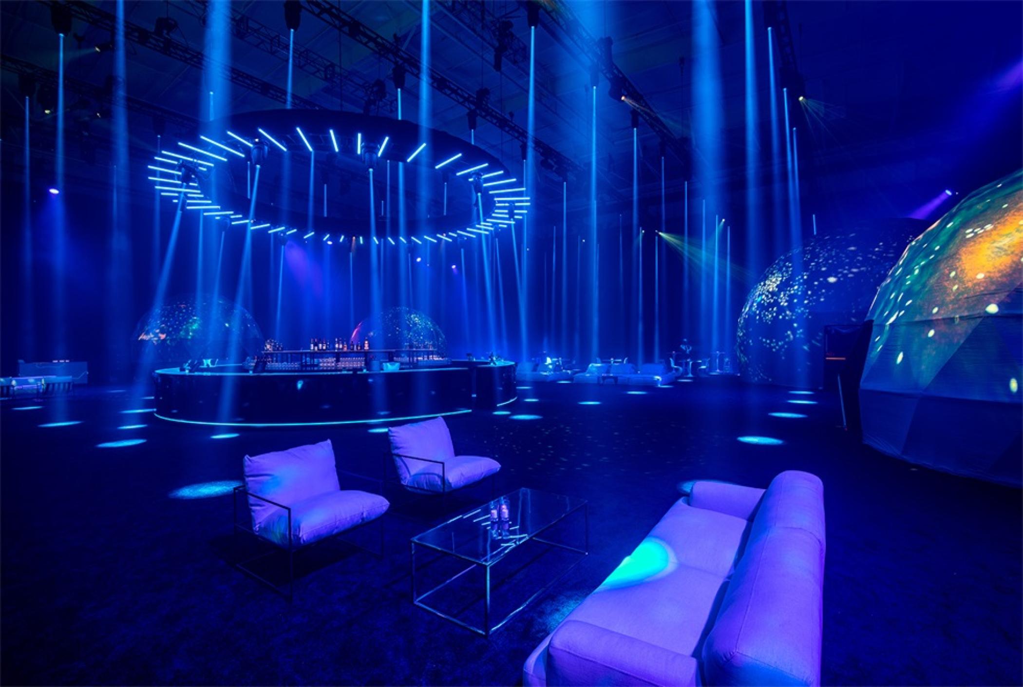 SpaceX猎鹰9号火箭「登陆派对」活动策划舞台效果太别致了