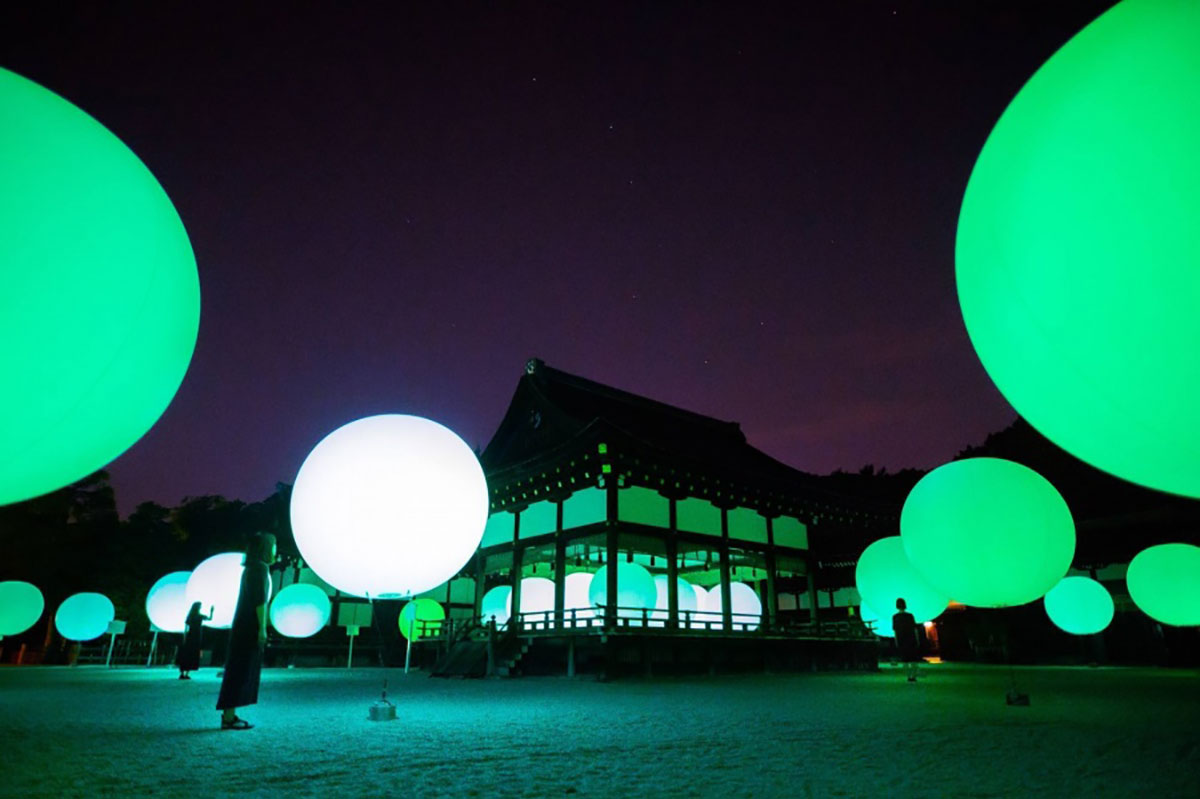 小伙伴们快看过来,TeamLab又带新作品来世界遗产京都“下鸭神社”了
