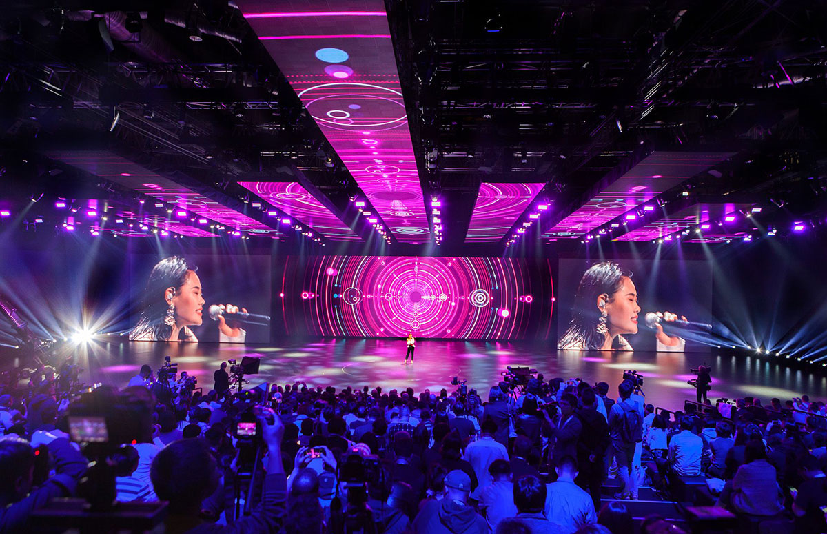 剧场舞台的灯光配置可以很震撼很美