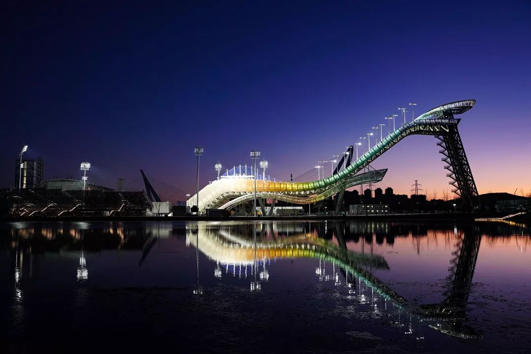 点亮高塔灯光秀，喜迎2022北京冬奥会