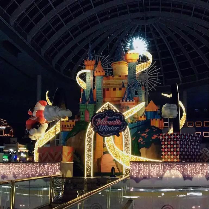 首尔的这波圣诞美陈灯光节馋得妹纸们冒着寒冷也要出门拍照打卡