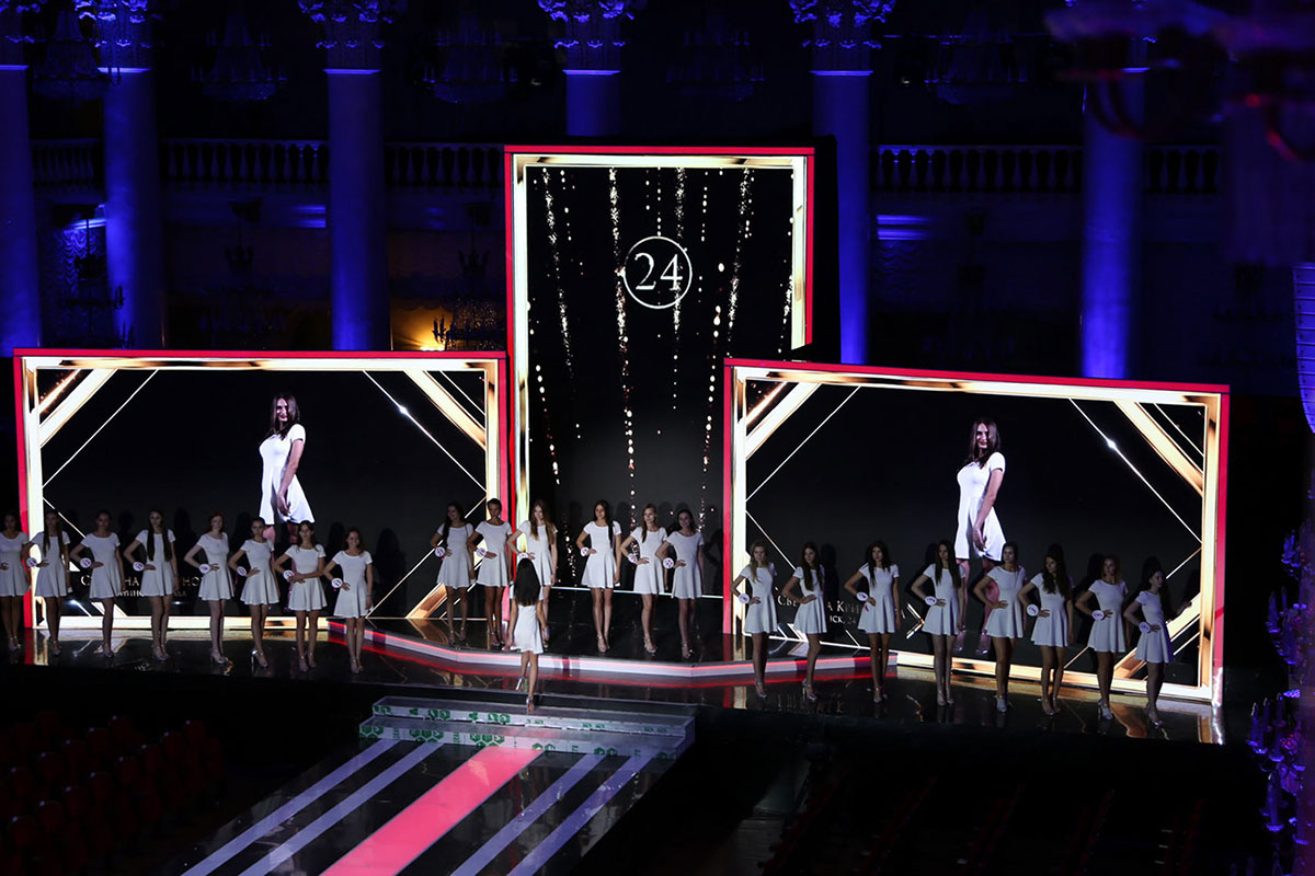 选美赛事就是不同于电竞比赛,满屏都是大长腿