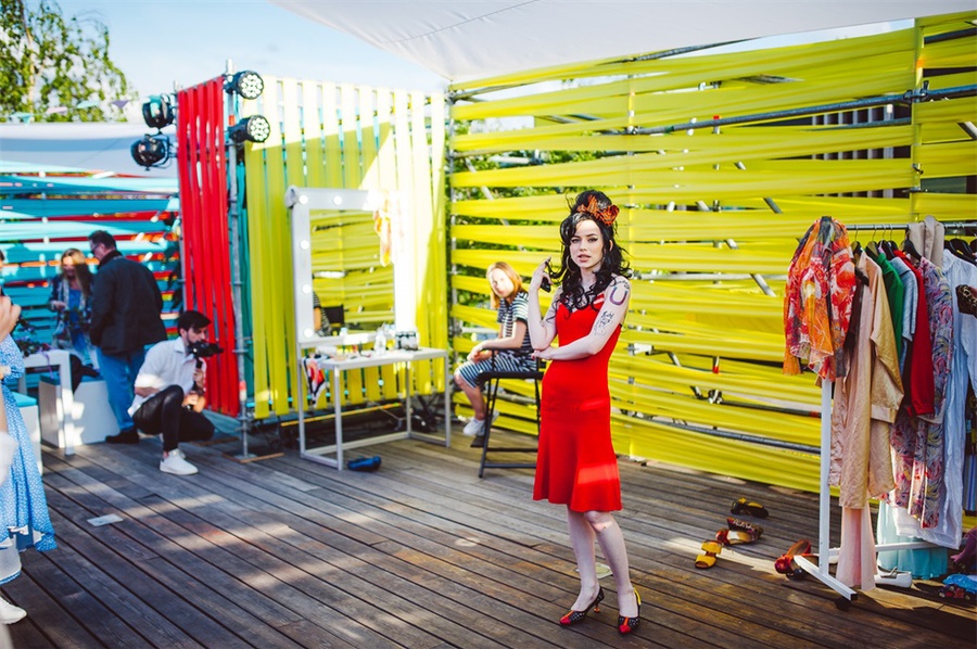 高尔夫新赛季开幕式活动互动体验乐趣多，还有免费造型服务呢