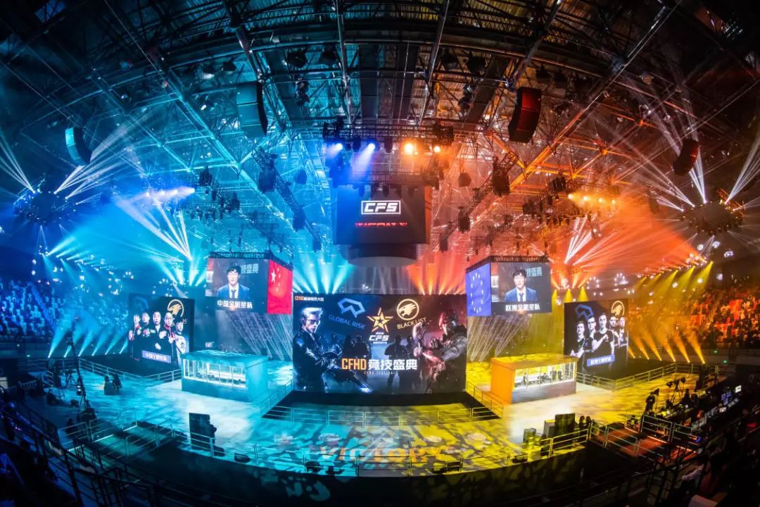 CFS打造了一场“零距离”的试听盛宴活动，裸眼3D投影秀惊险刺激