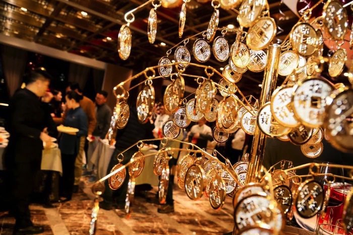 国潮年会活动再袭:麻将京剧DJ街舞一样不少|国潮范这么闪