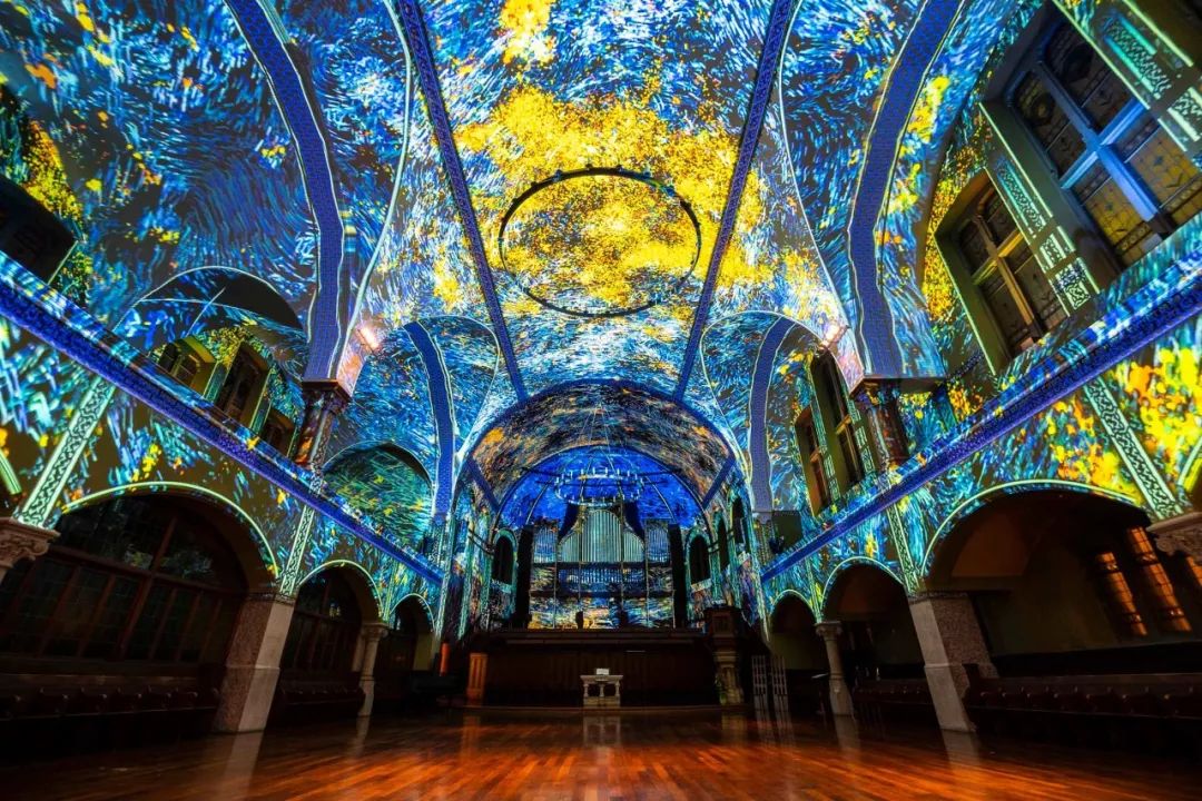 沉浸式灯光秀展览活动进一步调整后，创意历史之旅全新出发