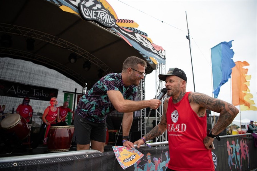 世界啤酒英里接力锦标赛活动太有趣了,策划创意杠杠的