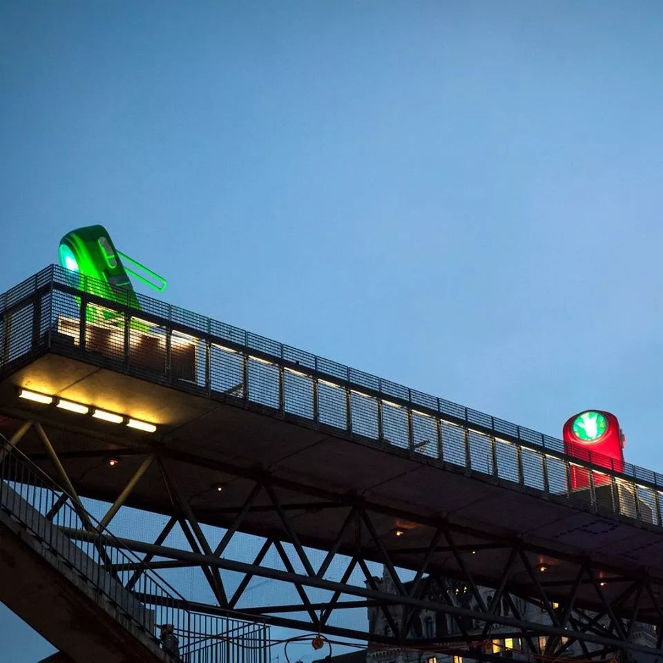 瑞士互动灯光艺术展览活动，感慨沉浸在五彩斑斓的光的世界里真好