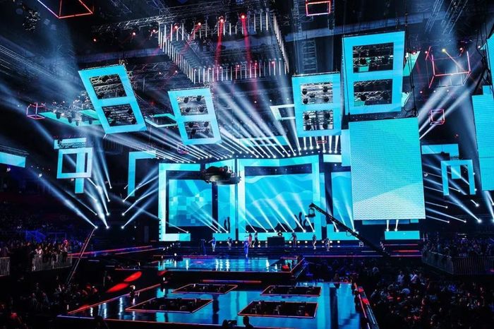 把颁奖晚会活动办成晚会的MAC成功的把各地优秀的音乐界团结了起来