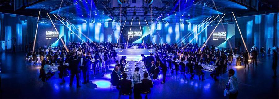 视频映射技术在这次的经销商大会活动策划上大展身手光芒万丈