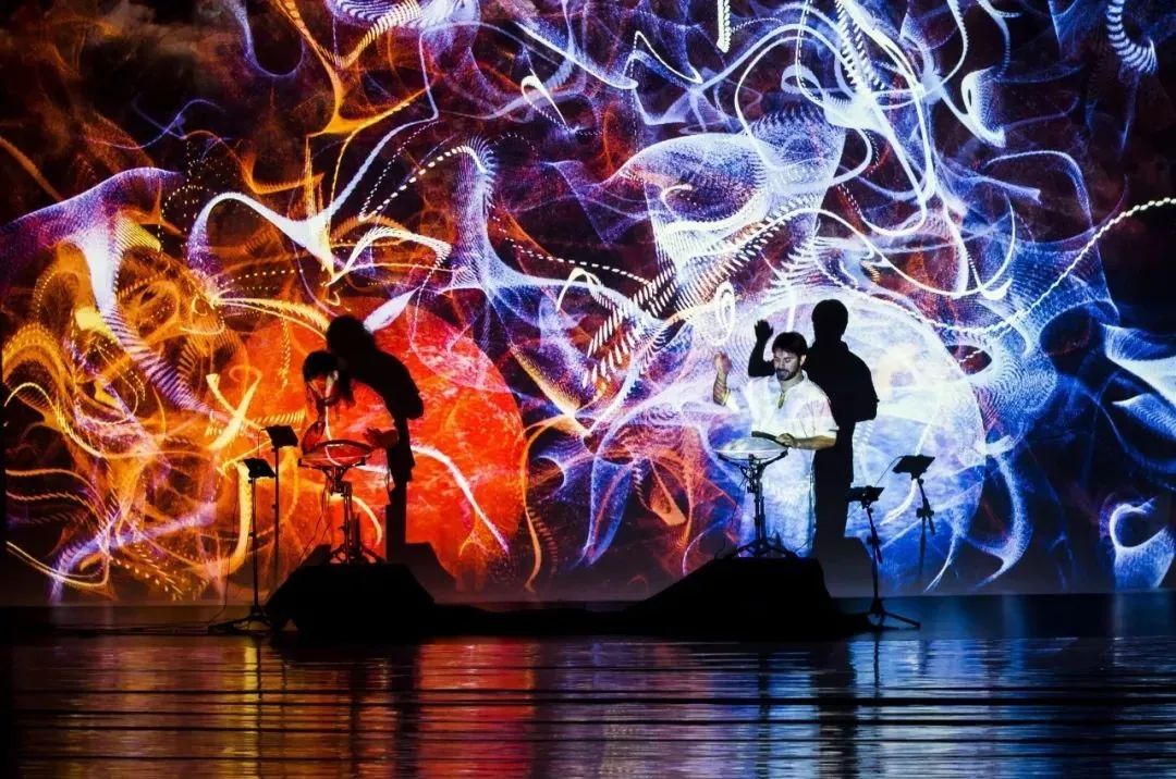 会展活动策划又一全新舞美亮点：神一样存在的全息碟神