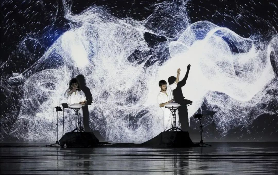 会展活动策划又一全新舞美亮点：神一样存在的全息碟神