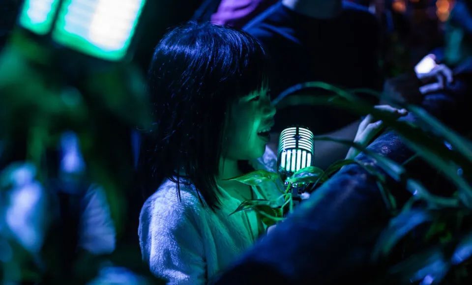 新加坡动物园周年庆活动策划了亚洲第一个沉浸式多媒体夜游体验