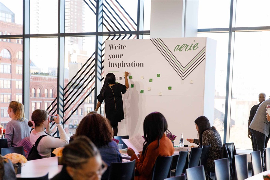 当峰会活动与颁奖典礼活动结合后，媒体流量蹭蹭蹭上涨了