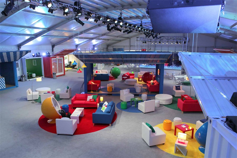 谷歌这种七彩的活动策划现场太能缓解参会者的疲劳了