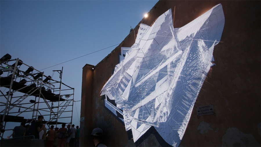 用投影映射表达的艺术作品赋予了K—Live音乐节活动策划节奏感