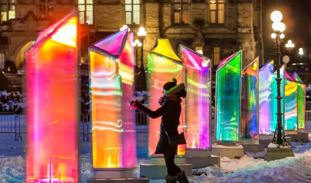 百老汇新宠「Prismatica」互动灯光展览活动策划装置美极了