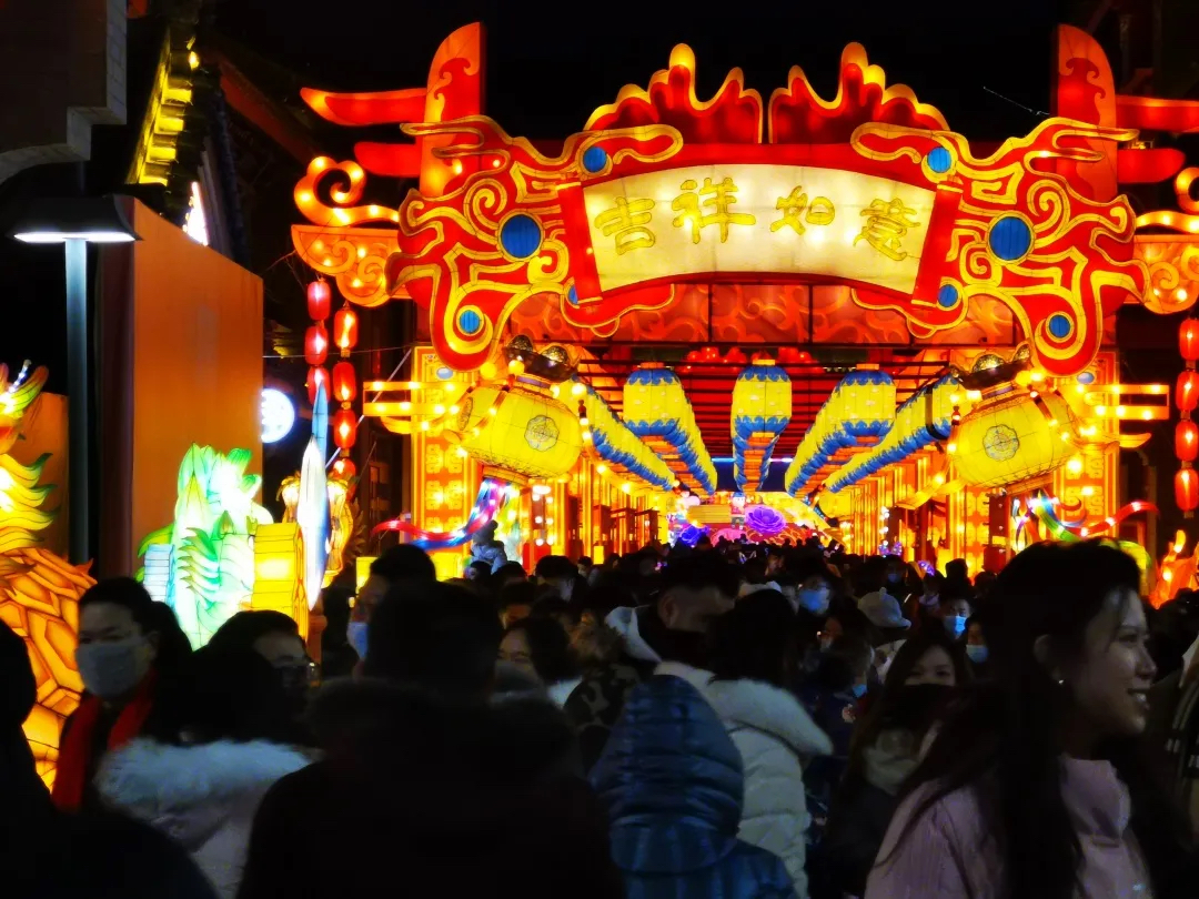 兰州老街年味市集活动策划正式亮灯，年味十足