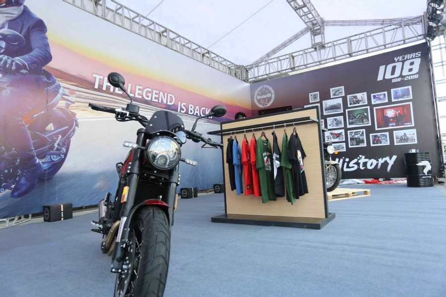 巡演收官活动以白天的激情文化和晚上的炫技表演实力结尾