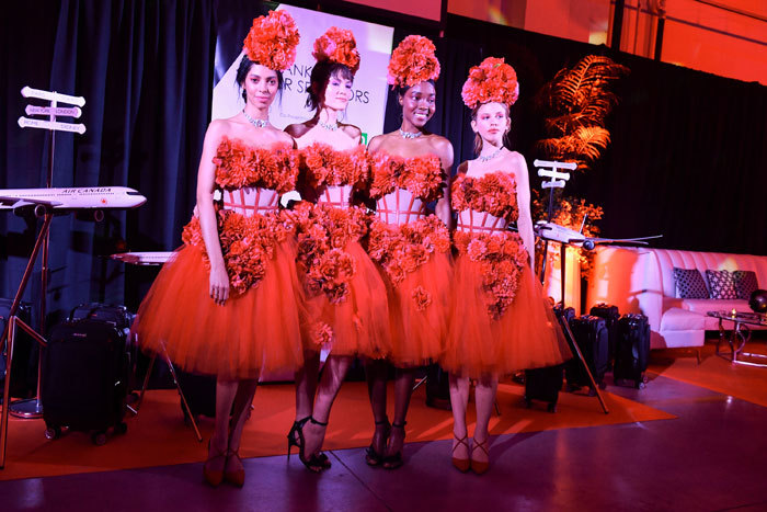 航空公司的慈善晚宴活动直接开了一条飞机跑道，还有飞机悬挂在头顶