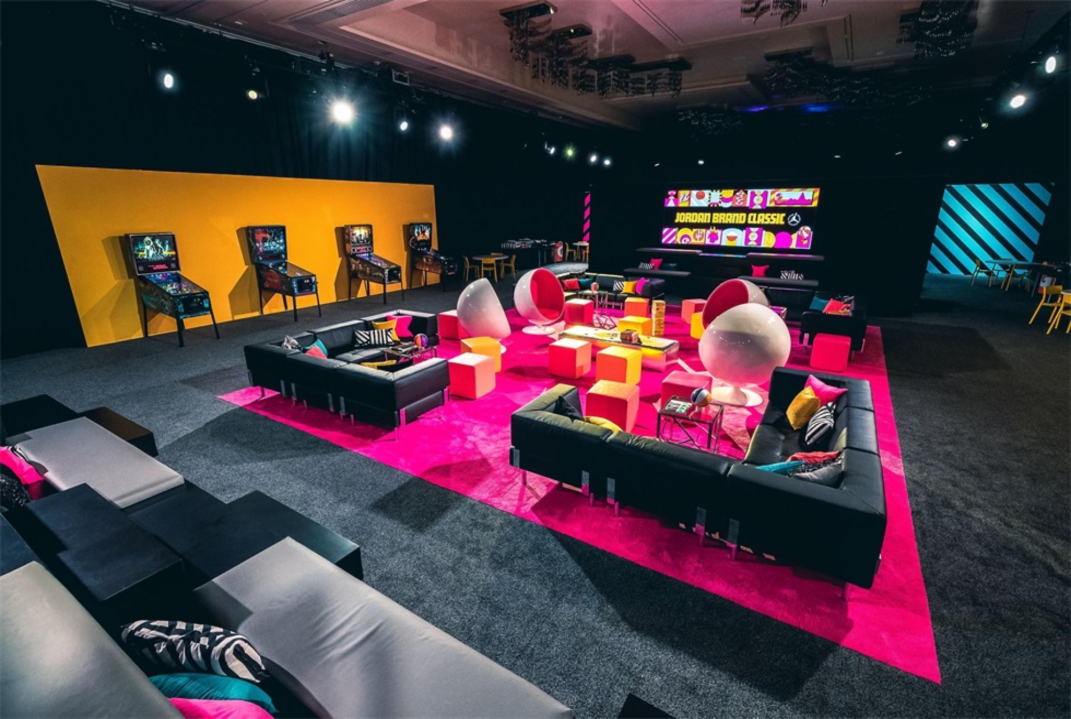 乔丹精英赛事活动策划进行了乔丹品牌的品牌化设计和活动激活