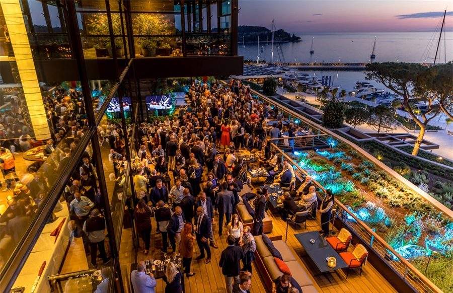 开业庆典活动策划成一场海上音乐会,夜色下的活动体验感更独特