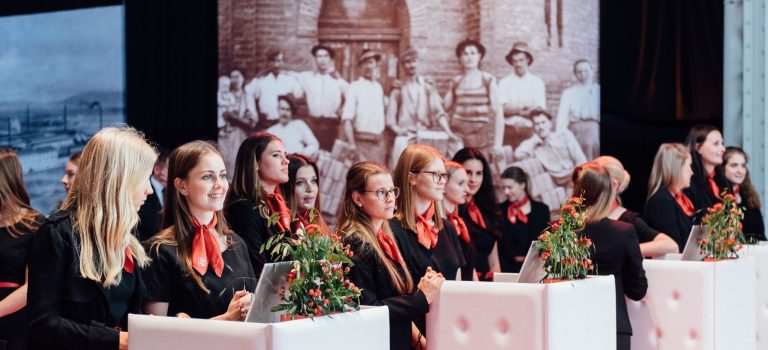 200周年的庆典活动策划了一种全新层面的沉浸感,还赢得了活动金奖